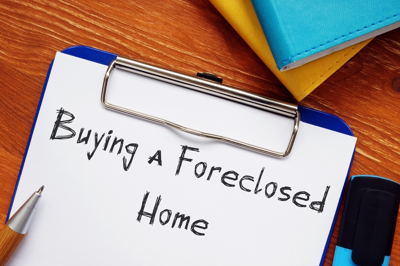 What You Should Know Before Buying a Foreclosed Home